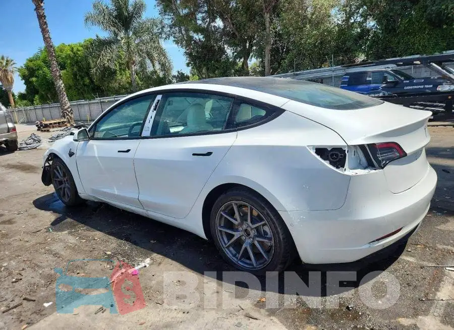 5YJ3E1EAXMF928928 Photo# 2