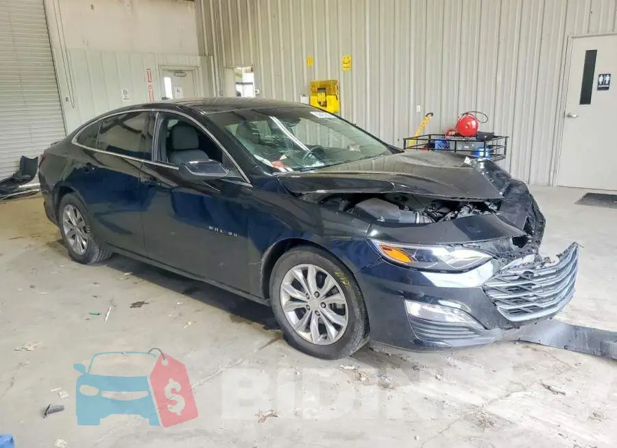 1G1ZD5ST2LF061800 Photo# 4