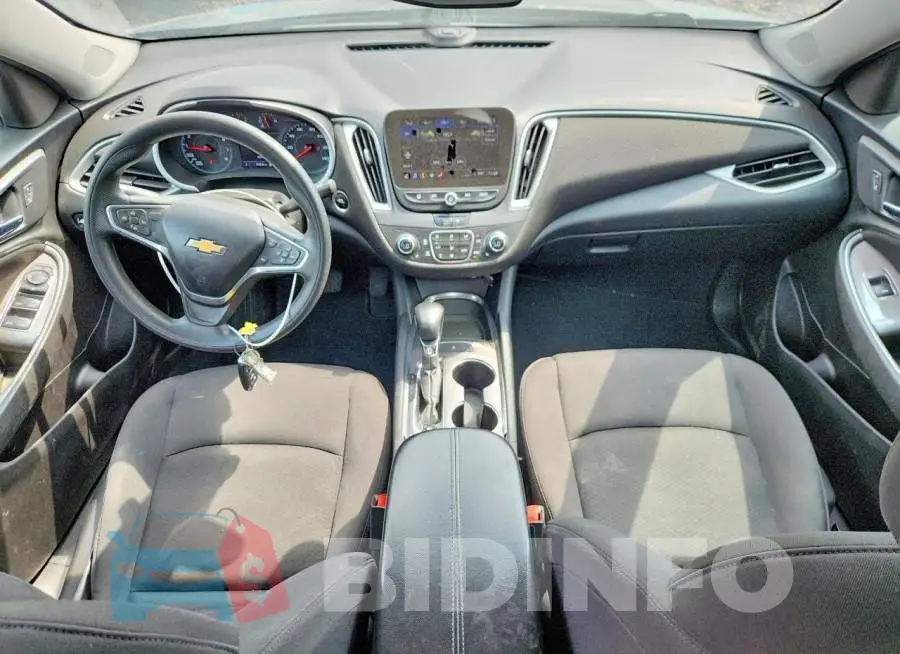 1G1ZD5ST4NF181715 Photo# 8