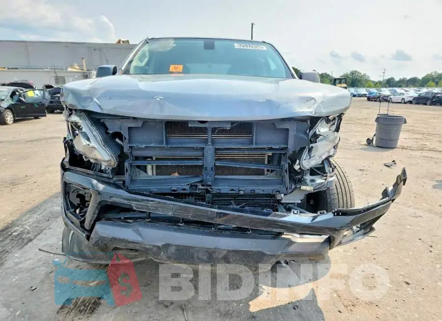 1GCGTBEN6M1231250 Photo# 5