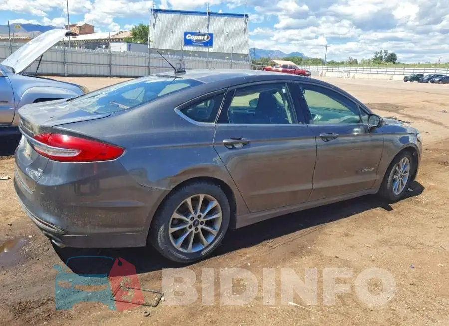 3FA6P0LU0HR374775 Photo# 3