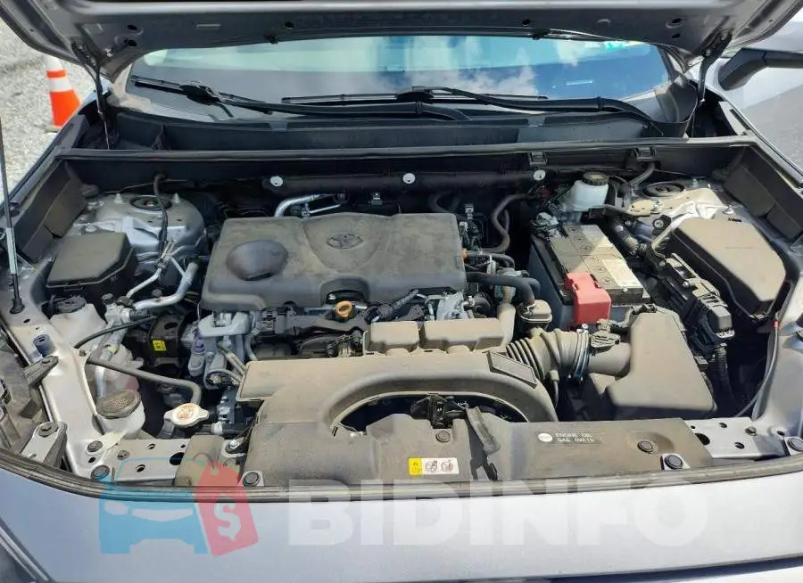 2T3P1RFV7LC128143 Photo# 11