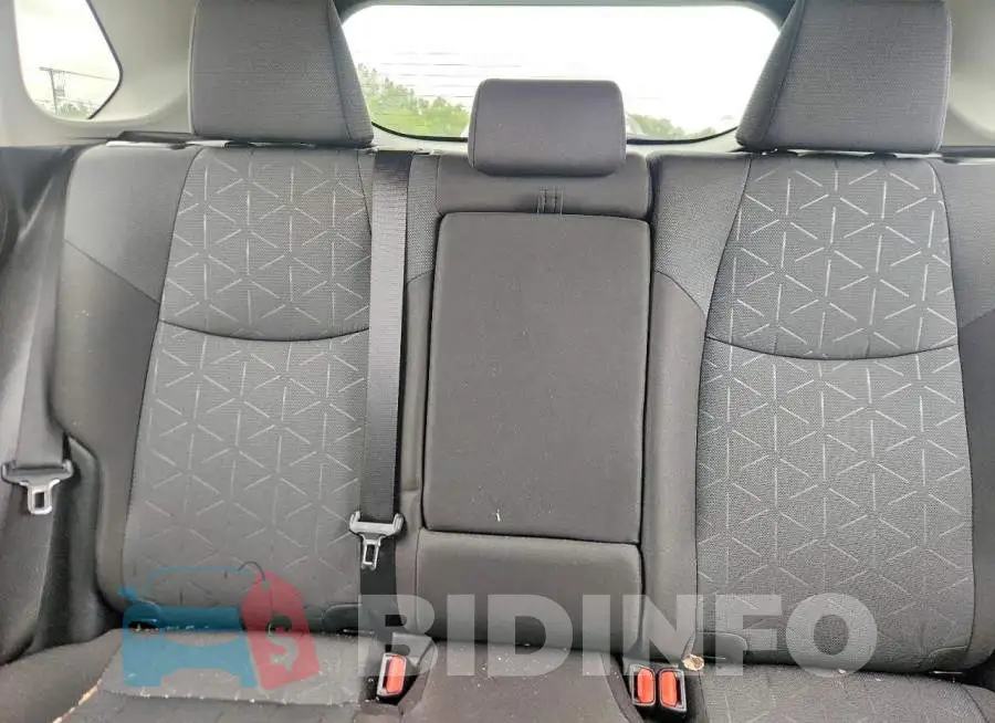 2T3P1RFV8RW492756 Photo# 10