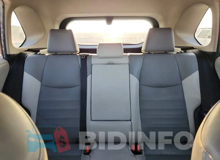 JTMN1RFV8MD072427 Photo# 10