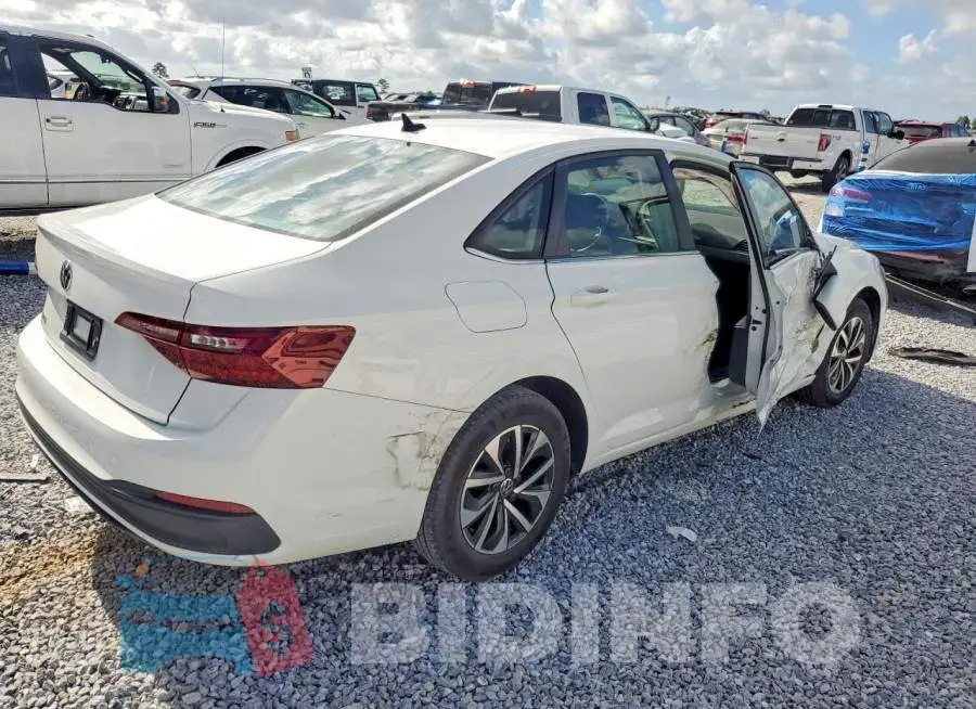 3VW5M7BU8RM036481 Photo# 3