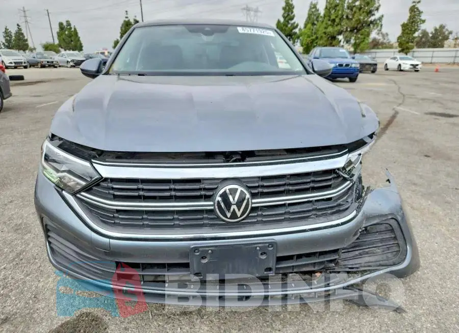 3VW7M7BU8PM012171 Photo# 5