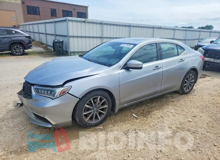 19UUB1F56KA006985 Photo# 1