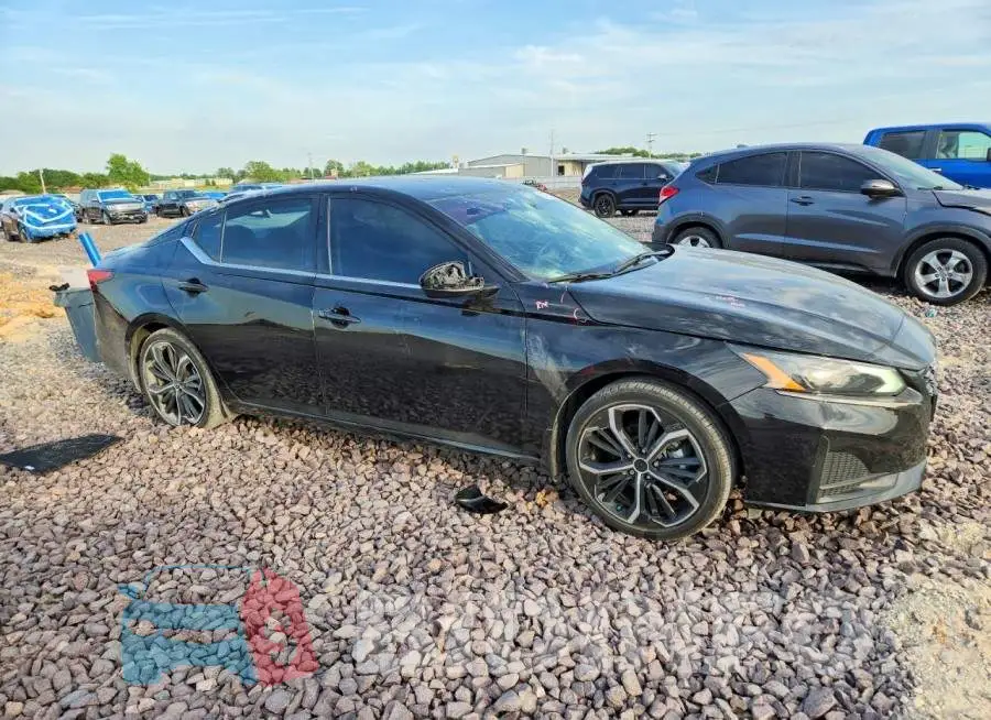 1N4BL4CV6PN362741 Photo# 4