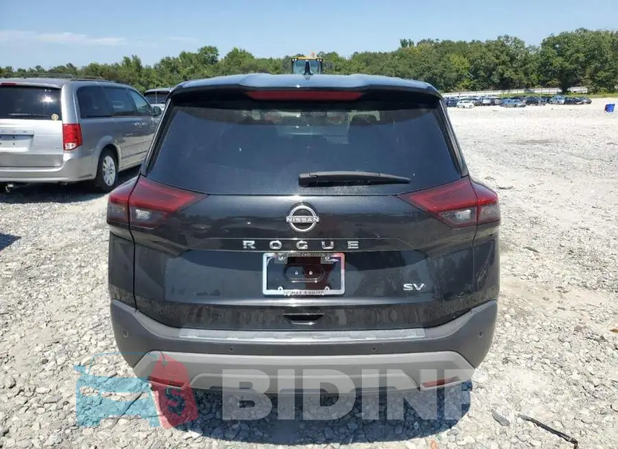 JN8BT3BA2PW408745 Photo# 6