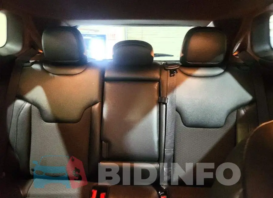 3C4NJDBN4RT138725 Photo# 10