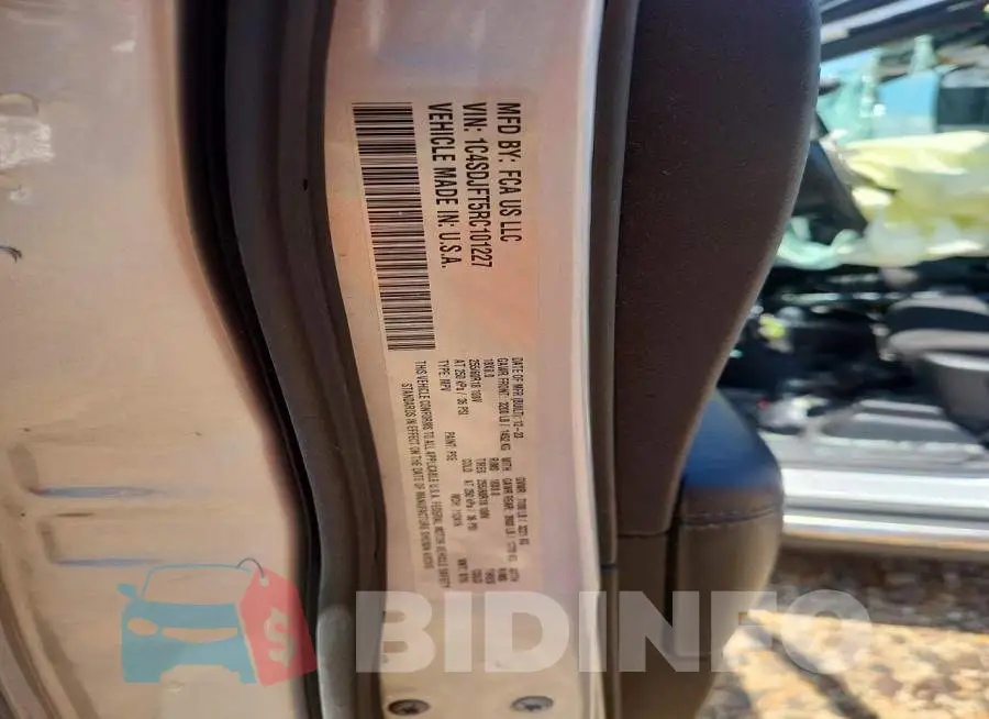 1C4SDJFT5RC101227 Photo# 12