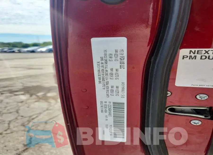 2C3CDXBG0KH640815 Photo# 13