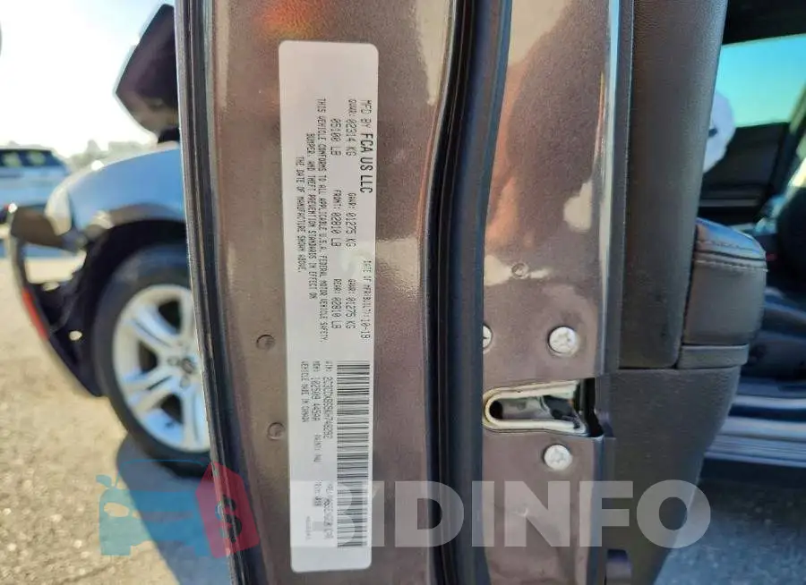 2C3CDXBG5KH748282 Photo# 12