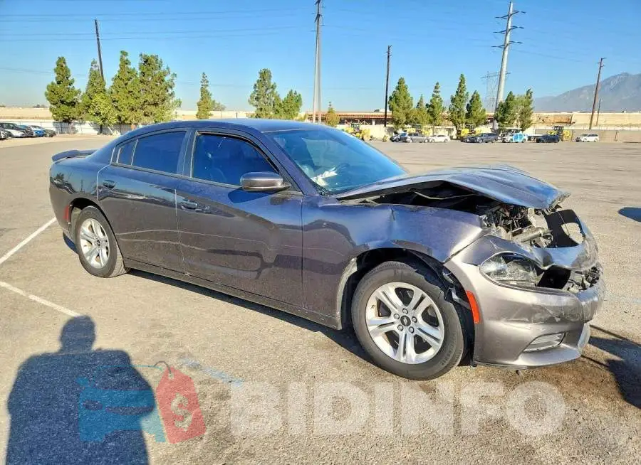 2C3CDXBG5KH748282 Photo# 4
