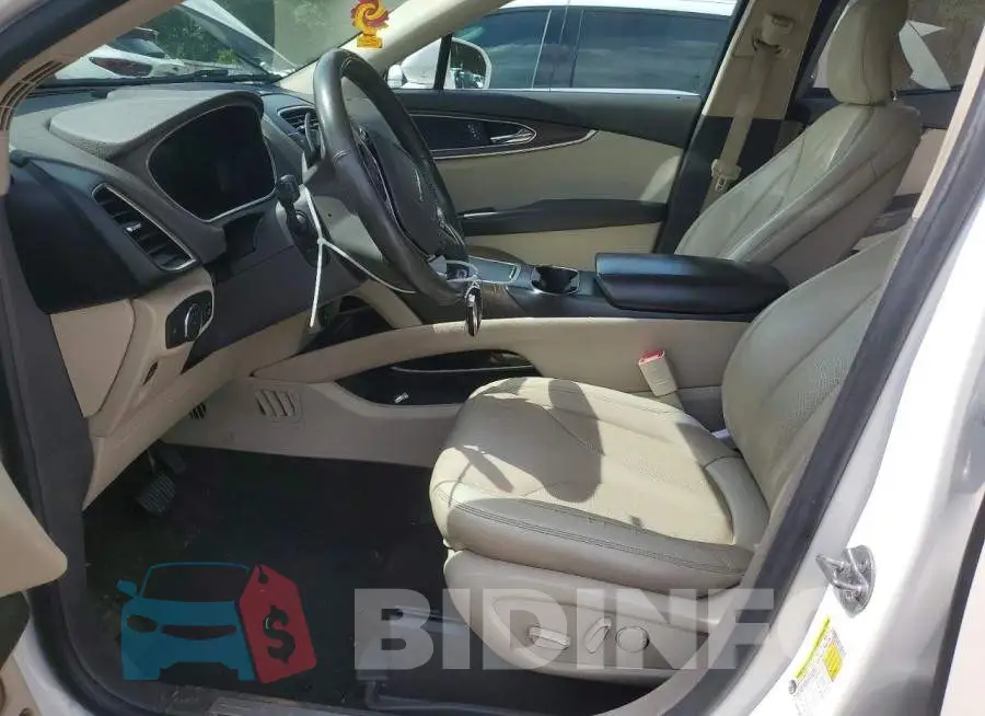 2LMPJ6K97KBL41021 Photo# 7