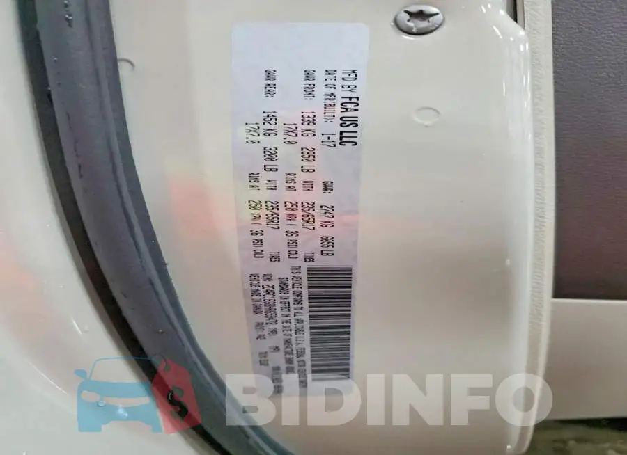 2C4RC1EG8HR659472 Photo# 12