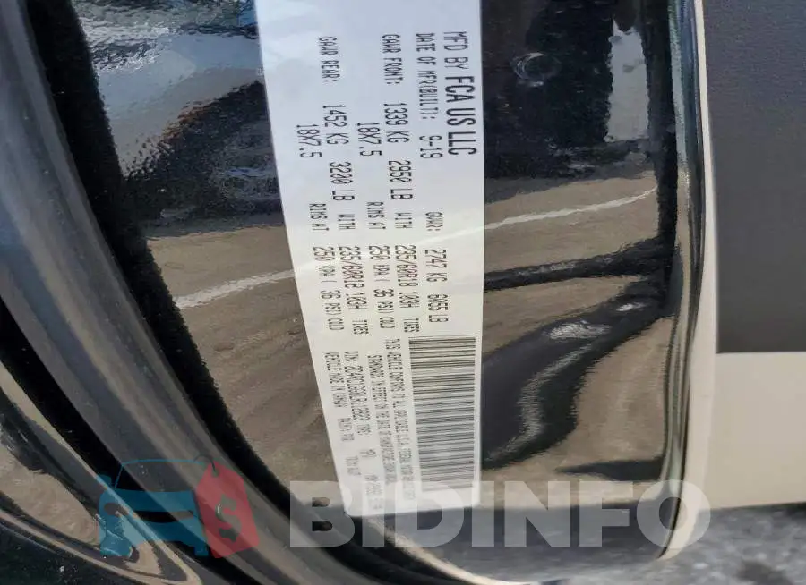 2C4RC1GG8LR112823 Photo# 13