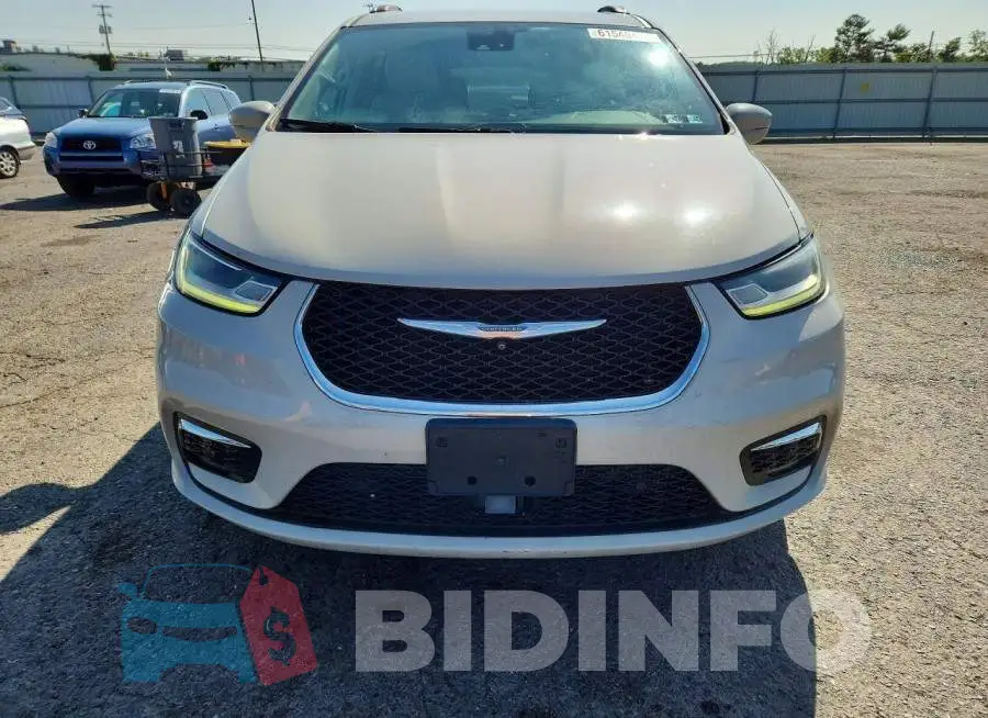 2C4RC1L75MR544535 Photo# 5