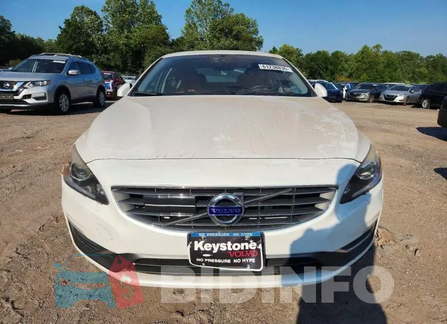 LYV402HM9HB140471 Photo# 5