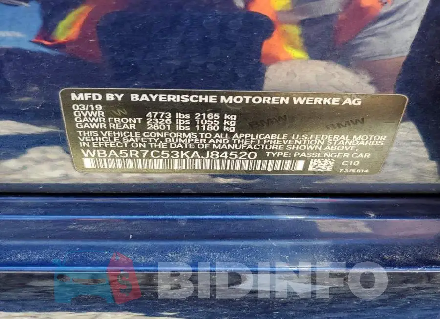 WBA5R7C53KAJ84520 Photo# 12