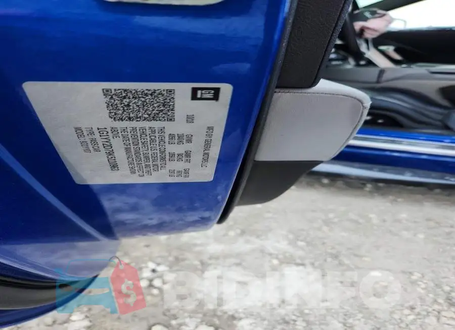 1G1YY2D79K5110963 Photo# 13