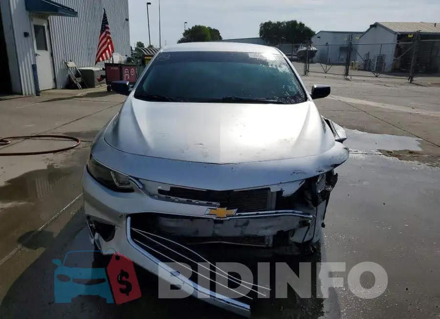 1G1ZB5ST1JF277169 Photo# 5