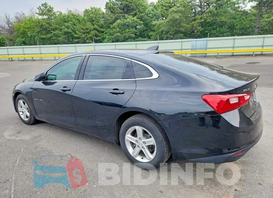 1G1ZB5ST2LF013932 Photo# 2