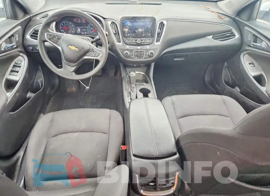 1G1ZD5ST2KF208096 Photo# 8