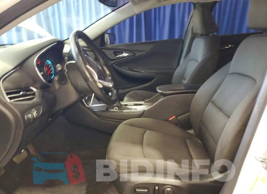 1G1ZD5ST5JF242161 Photo# 7