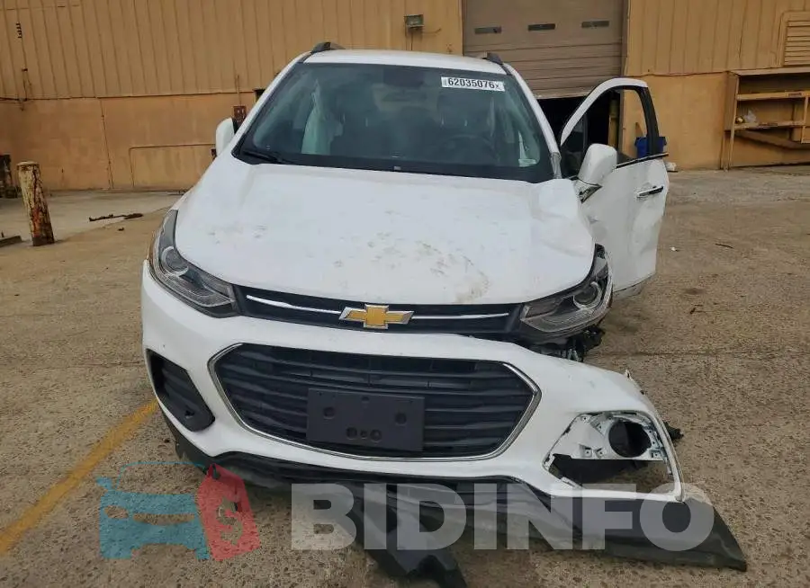 3GNCJLSB7HL282248 Photo# 5