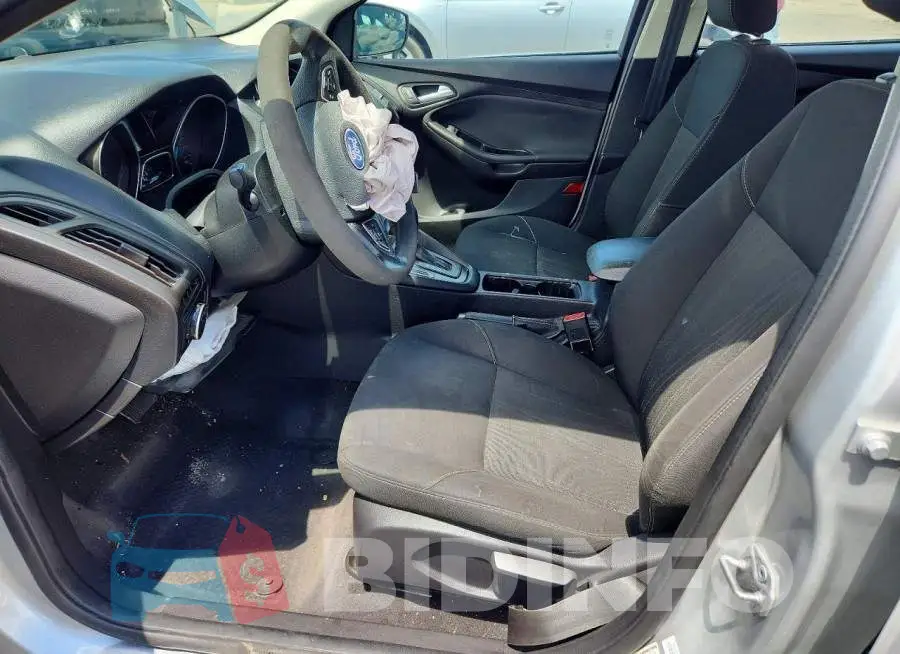 1FADP3F21JL329030 Photo# 7