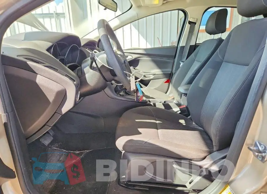 1FADP3F26JL218540 Photo# 7
