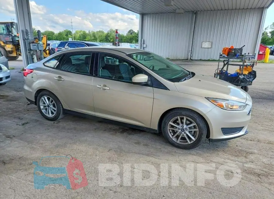 1FADP3F26JL218540 Photo# 4