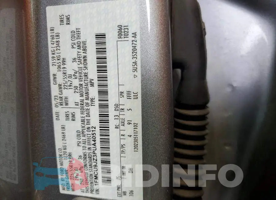 1FMCU9JZ3PUA40512 Photo# 13