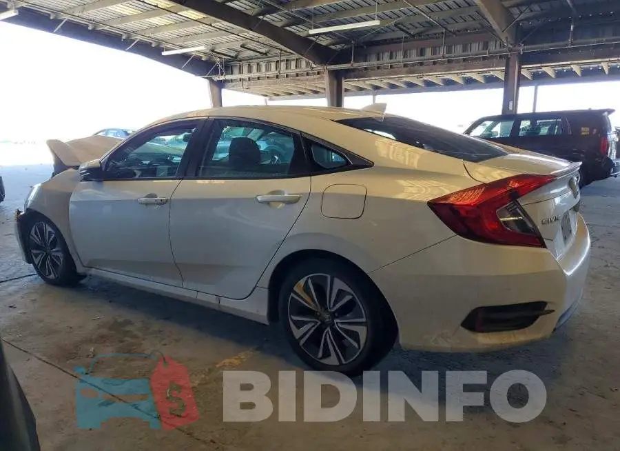19XFC1F30HE214885 Photo# 2