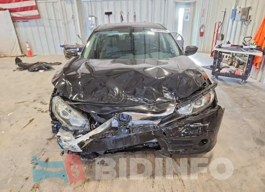 19XFC1F70HE003950 Photo# 5