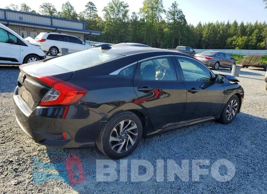19XFC2F75HE220884 Photo# 3
