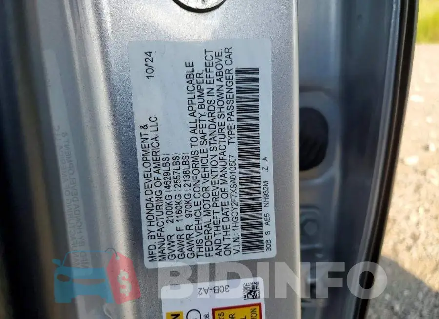 1HGCY2F7XSA010507 Photo# 12