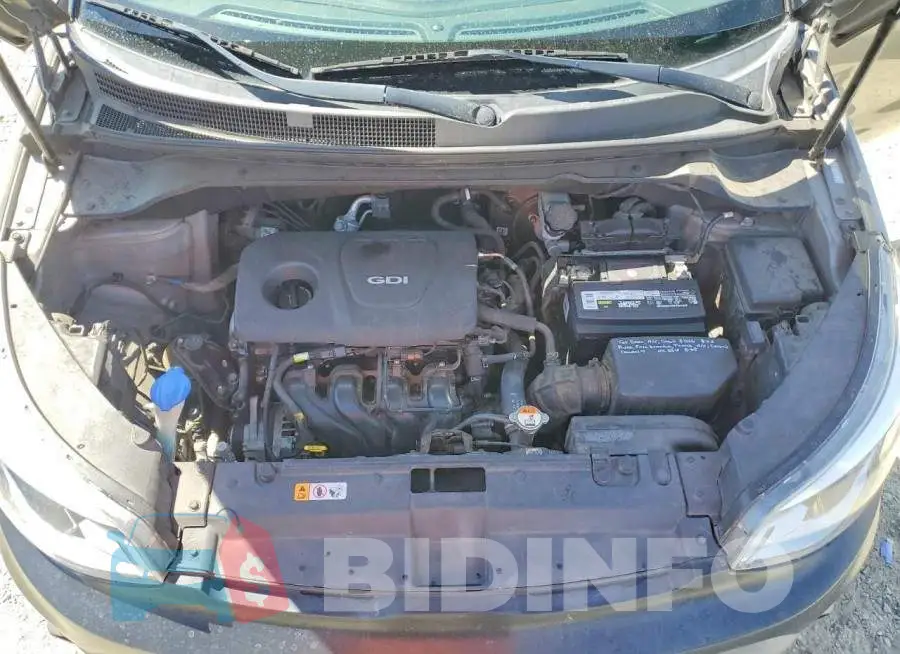 KNDJN2A2XJ7613754 Photo# 11