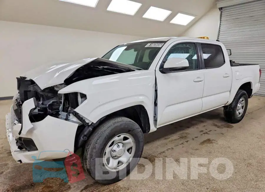 3TYAX5GN5PT074525 Photo# 1