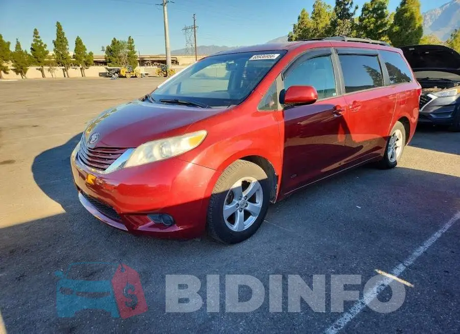 5TDKZ3DC1HS807687 Photo# 1