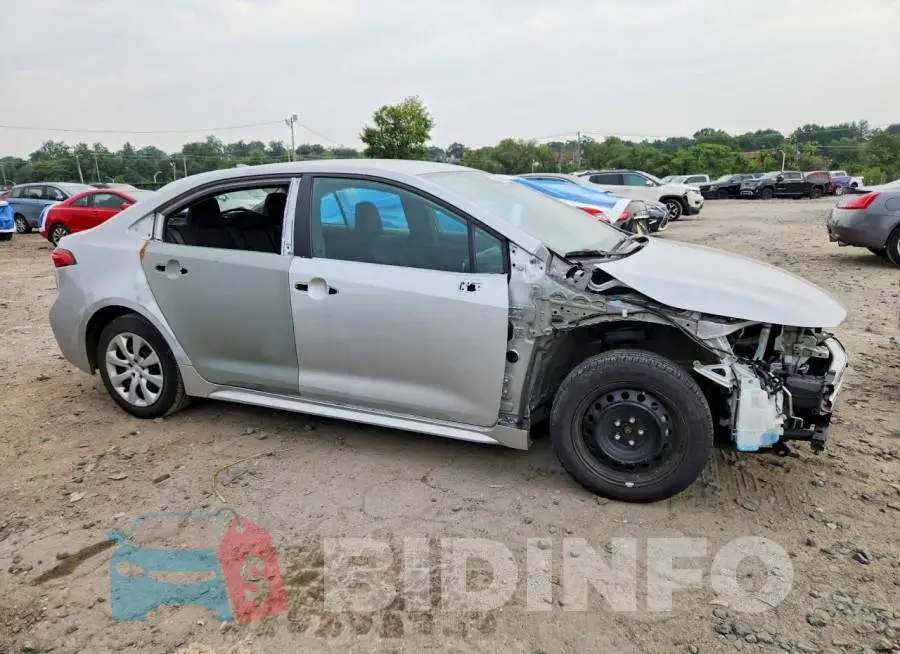 5YFB4MDE3RP185240 Photo# 4