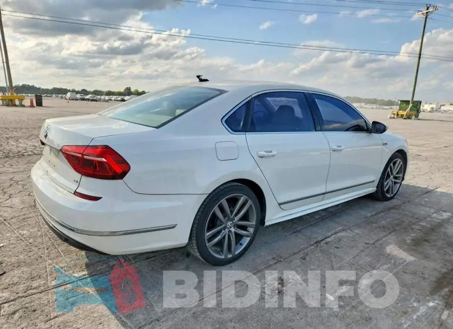 1VWDT7A3XHC008947 Photo# 3
