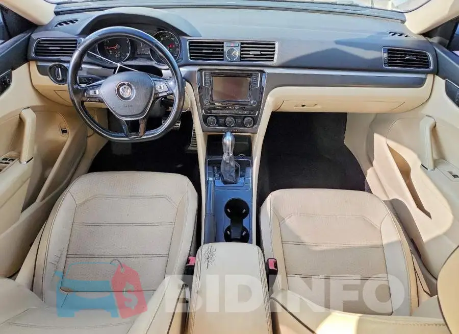 1VWDT7A3XHC008947 Photo# 8