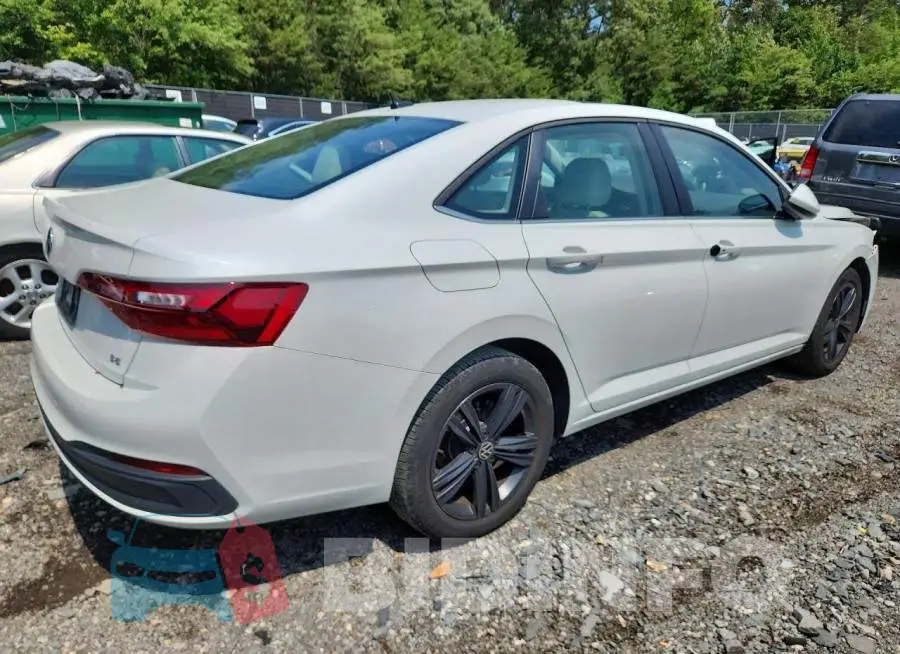 3VW7M7BU5RM022577 Photo# 3