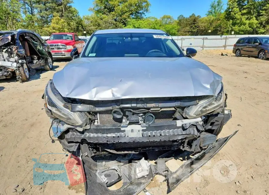 1N4BL4CV9KC128307 Photo# 5
