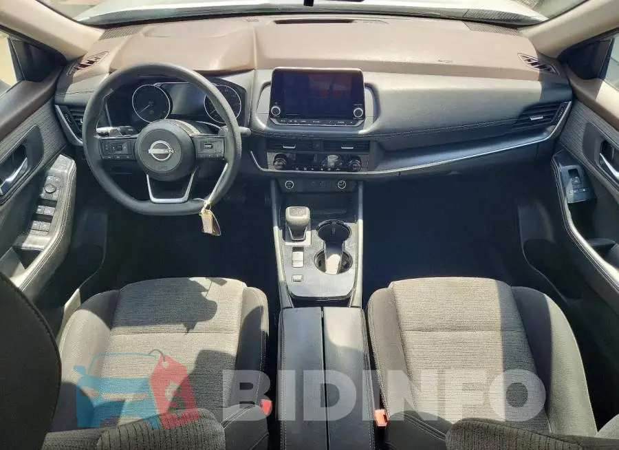5N1BT3BA9PC851127 Photo# 8