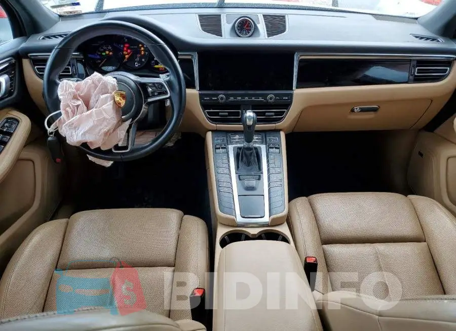 WP1AA2A5XLLB13639 Photo# 8