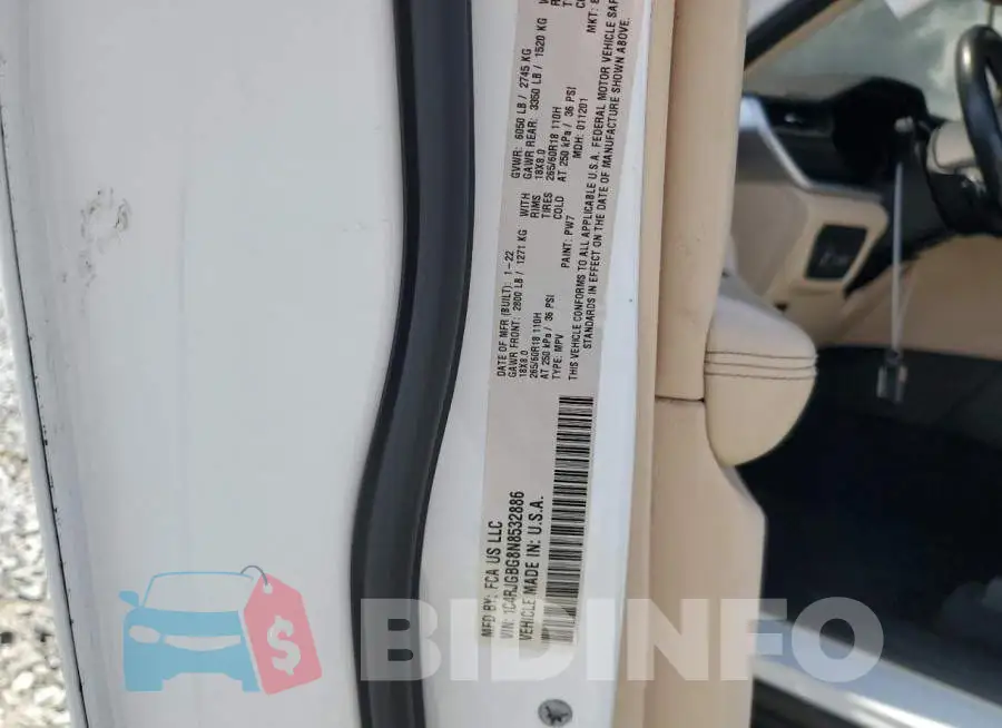 1C4RJGBG8N8532886 Photo# 14