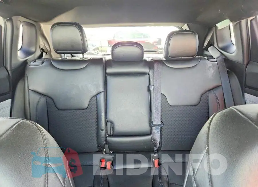 3C4NJDBN6ST552384 Photo# 10